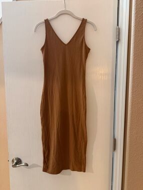 SHEIN Brown Ribbed V-Neck Sleeveless Midi Dress